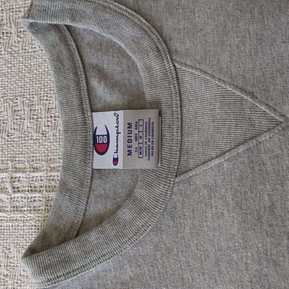 Champion T-shirt Medium - Picture 7 of 11